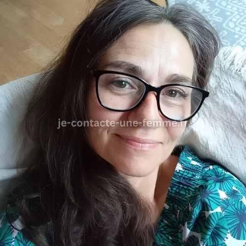 Je contacte une femme veuve de Brest (29).