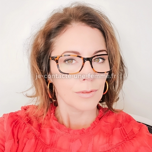 Je contacte une femme divorcée de Tours (37).