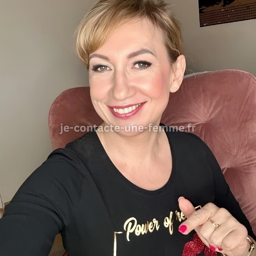 Je contacte une femme mature de Pau (64).