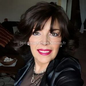 Je contacte une femme senior de Pau (64).