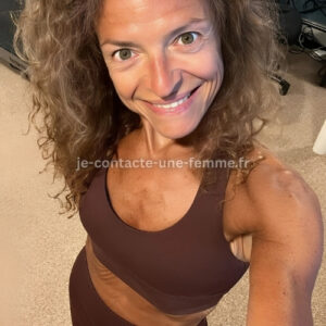 Je contacte une femme seule de Roanne (42).